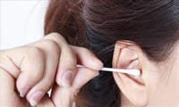 Ear Beauty Care and Tips.